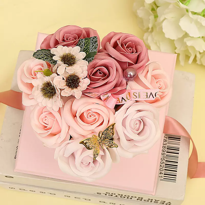 Romantic Heart Box